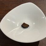 A e B - 松露のピクルス