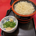 本格手打うどん おか泉 - 