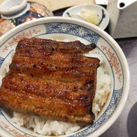 鰻・天ぷら割烹 萬木 - 鰻丼