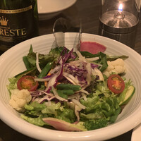 grigio la tavola - 