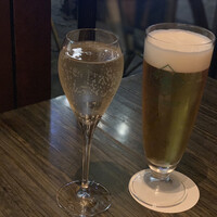 grigio la tavola - 