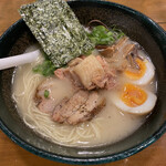 久留米らーめん　鐡釜 - 