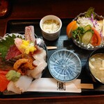 Kaisen Kura - 海鮮生ちらし丼 2,420円(税込)