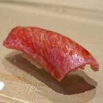 三谷 - 鮪の大トロの握り