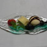 四季亭 - でざーと　すずやかです