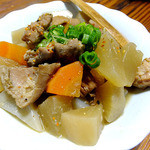 よし半 - モツ煮込み