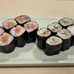 ひさご寿し - トロたく巻きと鮒きゅう巻き