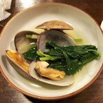 金町製麺 - 北海浅利と根三つ葉の出汁蒸し