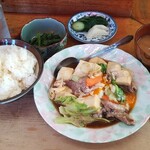 あおき - 料理写真:日替り定食・肉豆腐定食(650円)