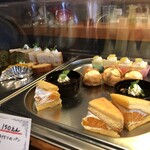 GATEAU Marie - ランチバイキングのケーキ一人2個まで