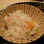 日本料理　百屋 - ご飯（エビ芋の炊き込み）