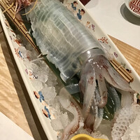 対馬のどぐろとイカ活き造り 博多 魚蔵 都ホテル店 - 