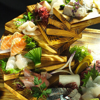 10-piece fresh fish sashimi assortment