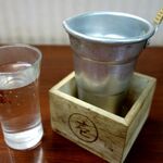 寿食堂 - 呉の地酒「千福」（550円）を熱燗で