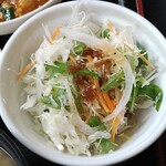 中国料理 布袋 - 定食のサラダ
