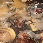 日の出 - 少しづつ開き出しました。