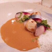 フランス料理 タンモア - ⚫魚料理
                    「サバ味噌煮ー西京味噌ヴァンブランソース、生姜ー」