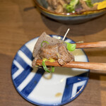 益や酒店 - 牛スジに込み（税込 550円）評価＝◎