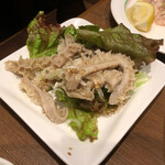 焼肉 鶯谷園 - ハチの巣605円