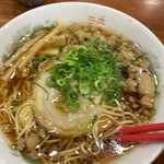 尾道ラーメン たに 尾道駅ビル店 - 