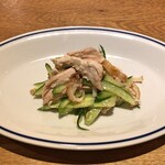 スガハラ - 岩手 ほろほろ鳥 胸肉と米沢 きゅうりのサラダ