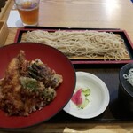 Sobamichi Toukyousoba Sutairu - 穴子天丼と蕎麦のセット