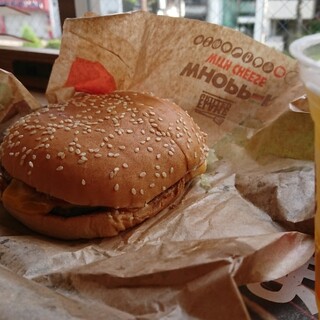 名古屋市中区大須でおすすめの美味しいハンバーガーをご紹介 食べログ