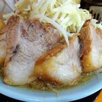 ラーメン 盛太郎 - チャーシュー麺（野菜マシマシ）840円