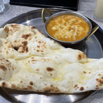 本格インド料理 マンディル - チーズチキンカレーナンセット