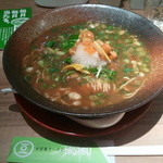 小豆島ラーメンHISHIO 岡山駅前店 - なめこおろし、いくらトッピング