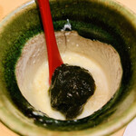 鮨 由う - ・穴子とクリームチーズの茶碗蒸し
      　シャリと海苔醤油追加で茶碗めし