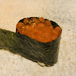 鮨 由う - ・いくらの軍艦巻き