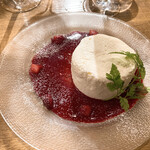 馬肉バル 跳ね馬 池袋東口店 - ふわふわクレームダンジュ