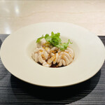 蓮心 - くもこ 辛味ソースで