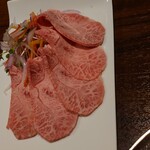 焼肉 一 un - 