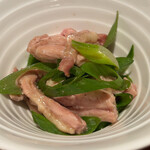 丿貫 - 丿貫(鶏せせりと青葱の黒山椒和え)