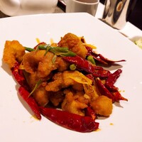 御膳房 六本木店 - ⚫若鶏の唐辛子揚げ炒め