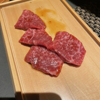 焼肉 展 - 
