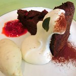 キノシタ - 【'12/11/25撮影】デジュネ 1900円 のガトーショコラと梅のアイスクリーム