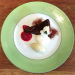 キノシタ - 【'12/11/25撮影】デジュネ 1900円 のガトーショコラと梅のアイスクリーム