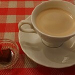 ビストロ デ トロワ - 