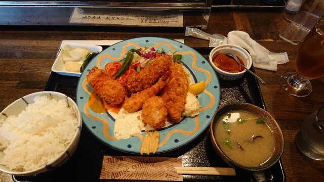 五味五感ちきんらいす ゴミゴカンチキンライス 土浦 居酒屋 食べログ
