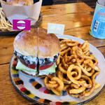 ハリオ商店 - ゴルゴンナッツバーガー