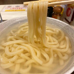 ひだりうま - 釜揚げされても変わらないグミ食感のうどん