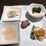 上海酒家 岳 - 前菜の盛り合せ　その２