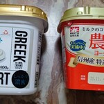 生鮮食品館サノヤ - ギリシャヨーグルト（298円）・農協ヨーグルト（108円）