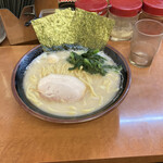 横浜家系ラーメン 孝太郎 - 