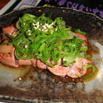 平成大衆酒場　やきとん　じゃんじゃん - 「豚レバ刺」　No.1です。