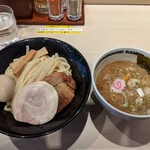 アンダーグラウンド ラーメン 頑者 - 特製つけめん   (濃厚)    ¥1200