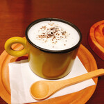 杜のCAFE - ホットカフェオレ330円